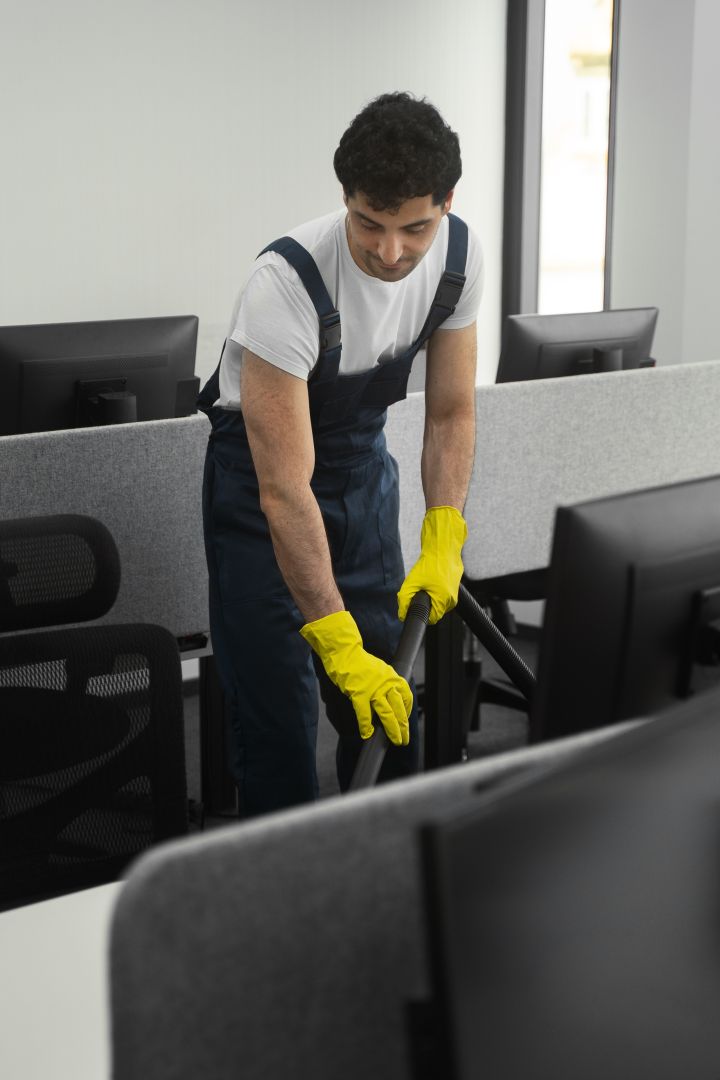 How Professional Cleaning Reduces Workplace Accidents and Injuries